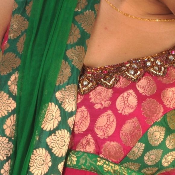 Salwar Kameez - Picture 3 of 6